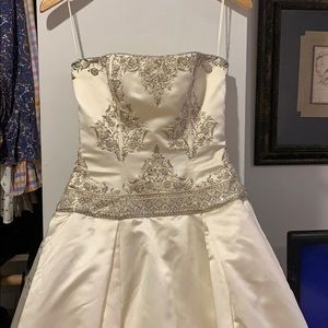 Authentic Reem Acra wedding dress